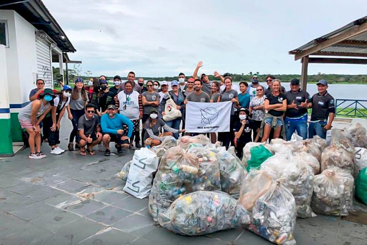 Prefeitura de Manacapuru e SEA SHEPHERD realizam ação educativa no Rio Miriti